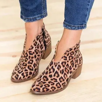 Женские слипоны на высоком каблуке с глубоким V-образным вырезом, женские ботинки, модная обувь с леопардовым принтом, сексуальные ботильоны с острым носком, женская обувь для вечеринок